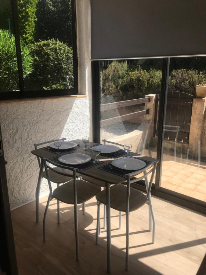 Studio 2 Adultes 2 Enfants Sanary Sur Mer A 800M De La Mer Экстерьер фото